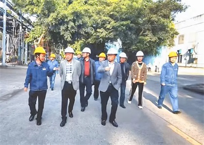 6686体育官网集团公司党委书记、董事长潘建华一行到油脂公司调研