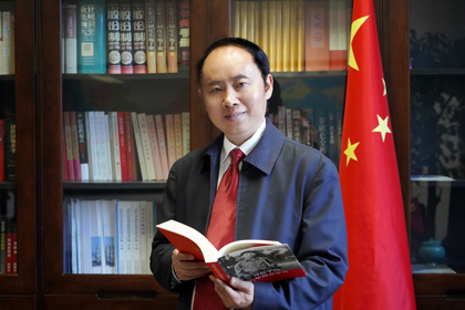祝贺！6686体育官网股份公司党委书记、董事长廖廷君被授予全国五一劳动奖章！