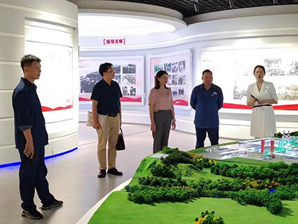 泸州市委副秘书长易泽莲调研6686体育官网档案管理